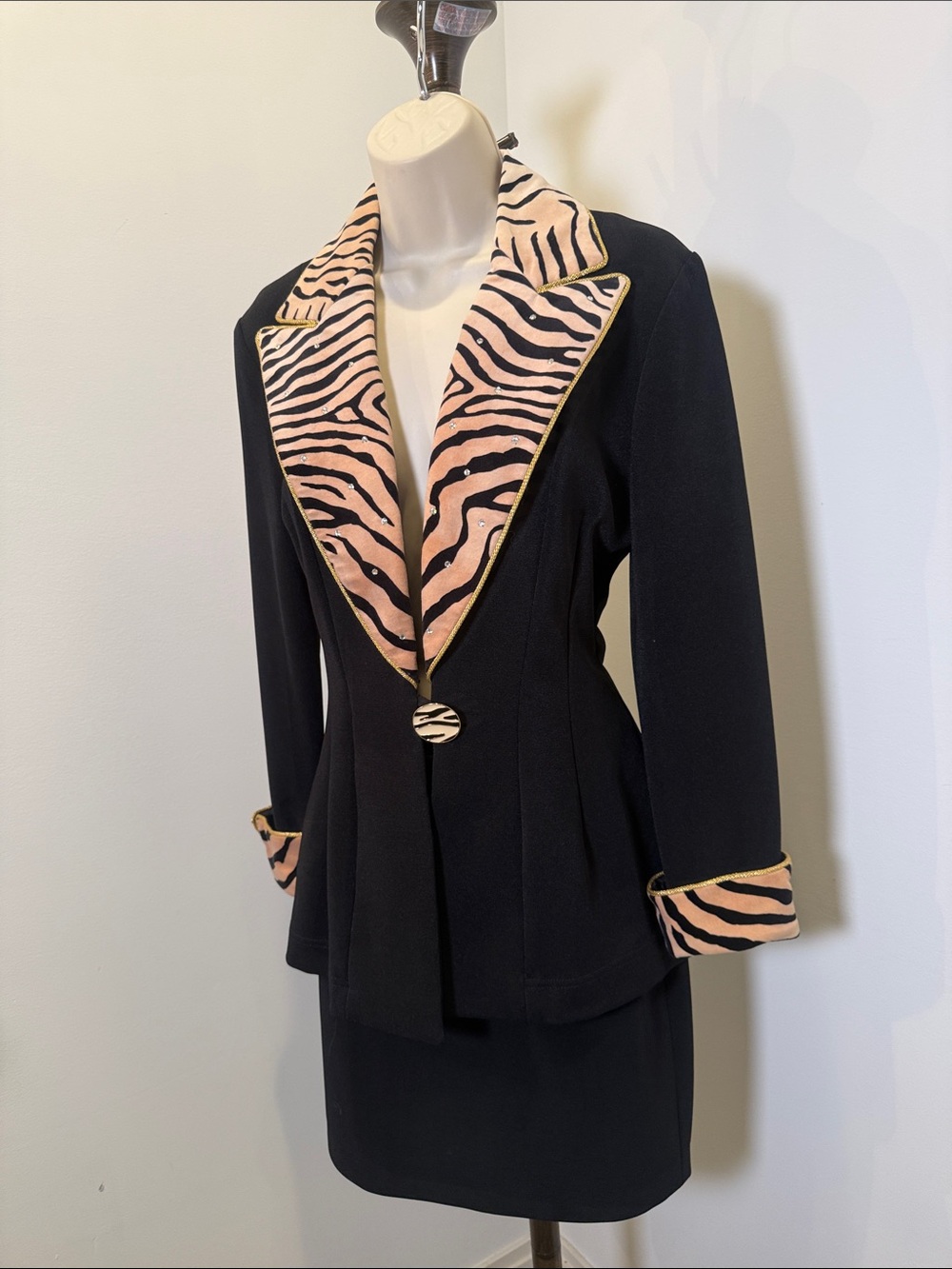 Vintage Cache Women's Black Blazer with Zebra & Rhinestone Trim Skirt Suit Set - Picture 2 of 6